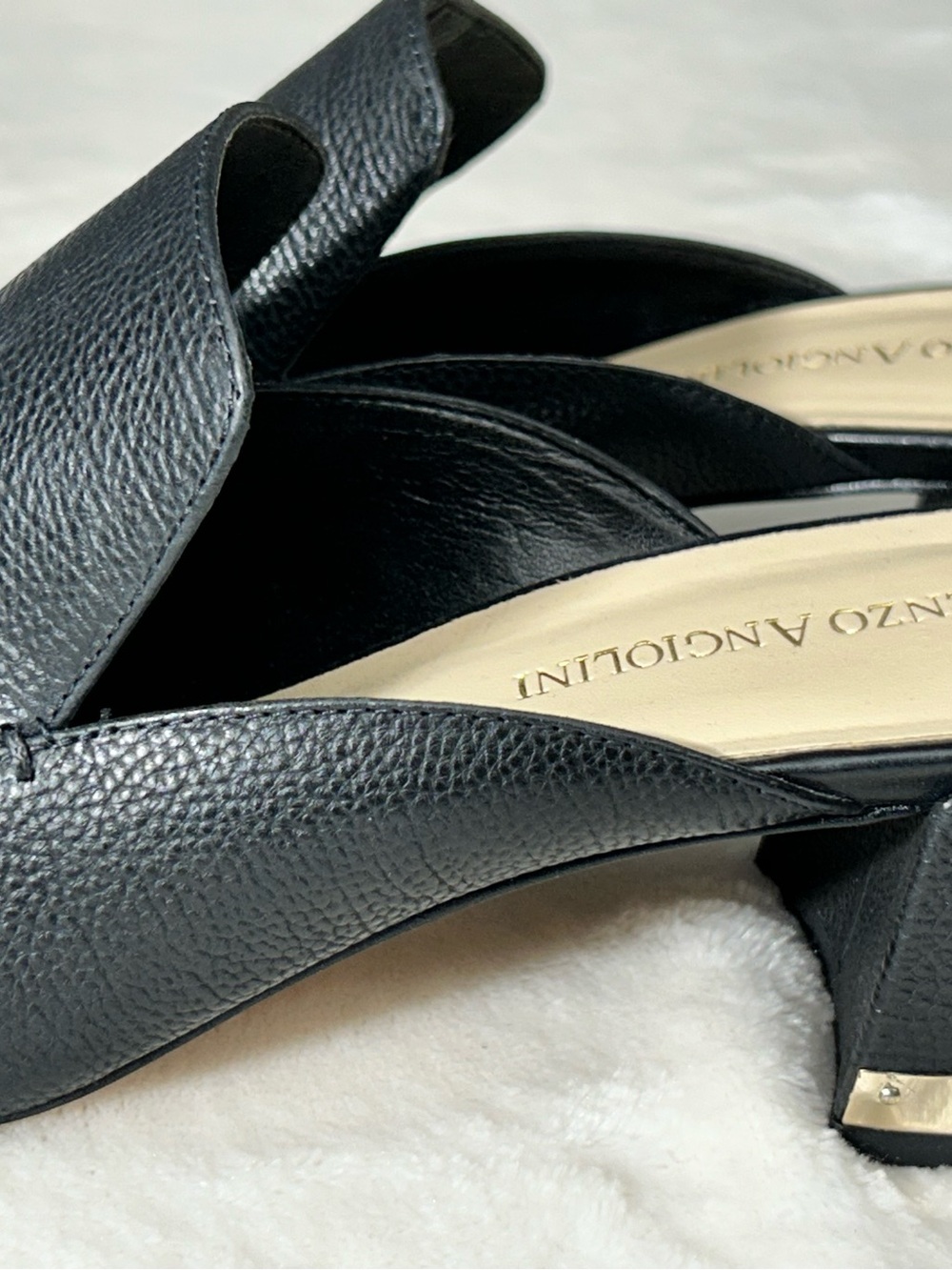 Enzo Angiolini Black Pointed Leather Backless Mules Gold Details Size 7 - Picture 4 of 14